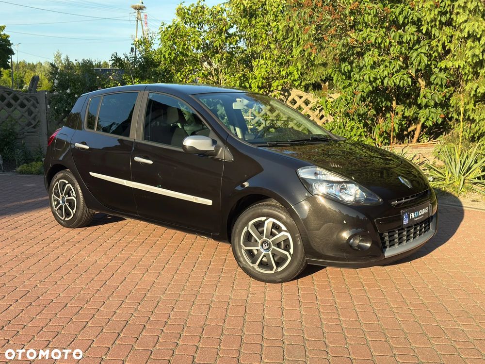 Renault Clio - 7