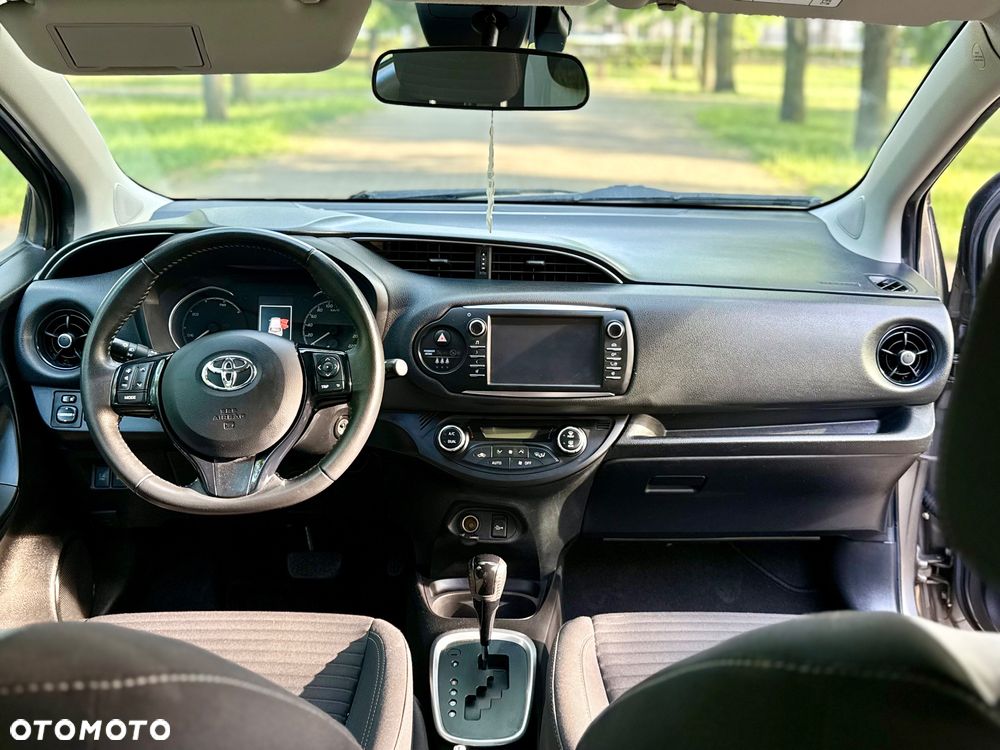 Toyota Yaris 1.5 VVT-i Club - 15