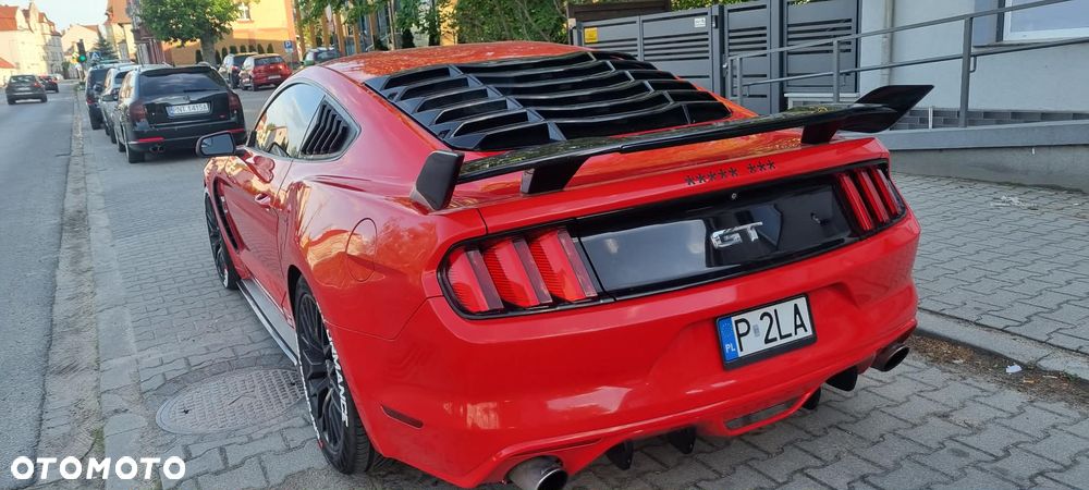 Ford Mustang 5.0 V8 GT - 5