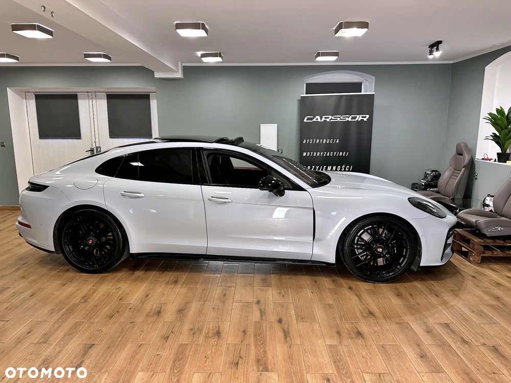 Porsche Panamera - 25