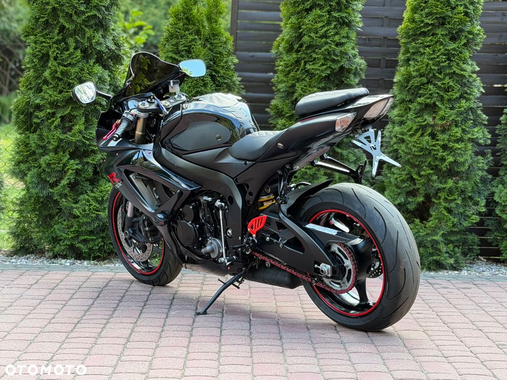 Suzuki GSX-R - 8