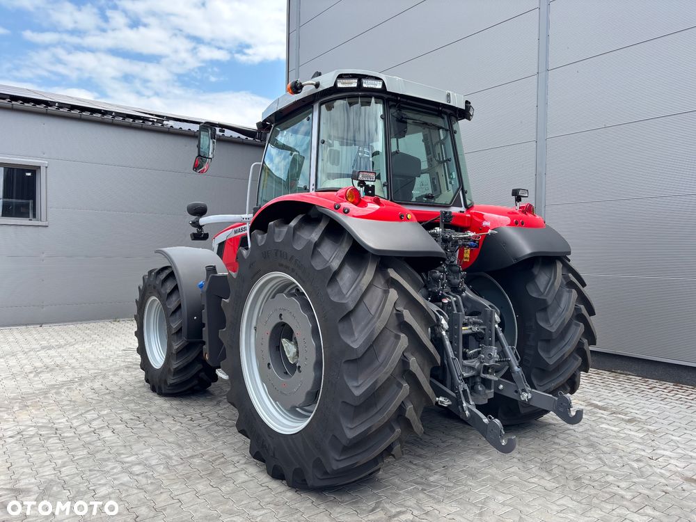 Massey Ferguson 7S.210 - 9