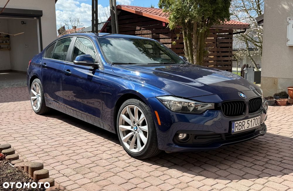 BMW Seria 3 320i xDrive - 1