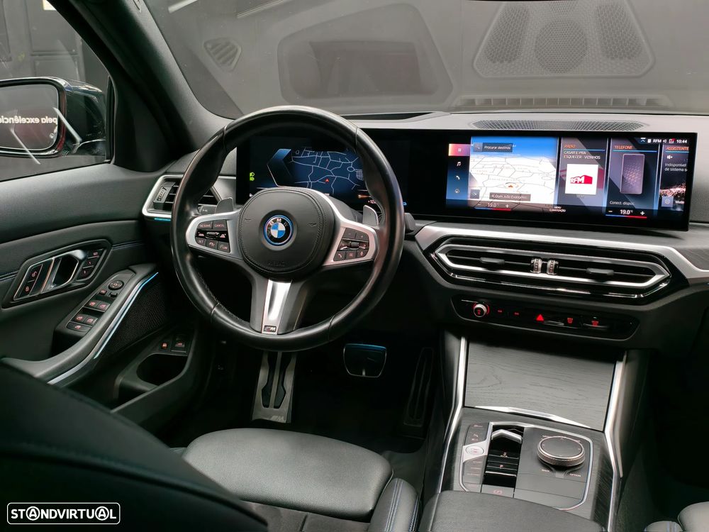 BMW 320 e Pack Desportivo M Auto - 33