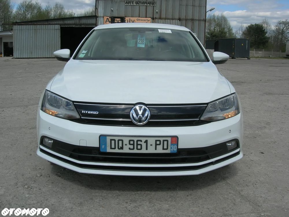 Volkswagen Jetta - 8