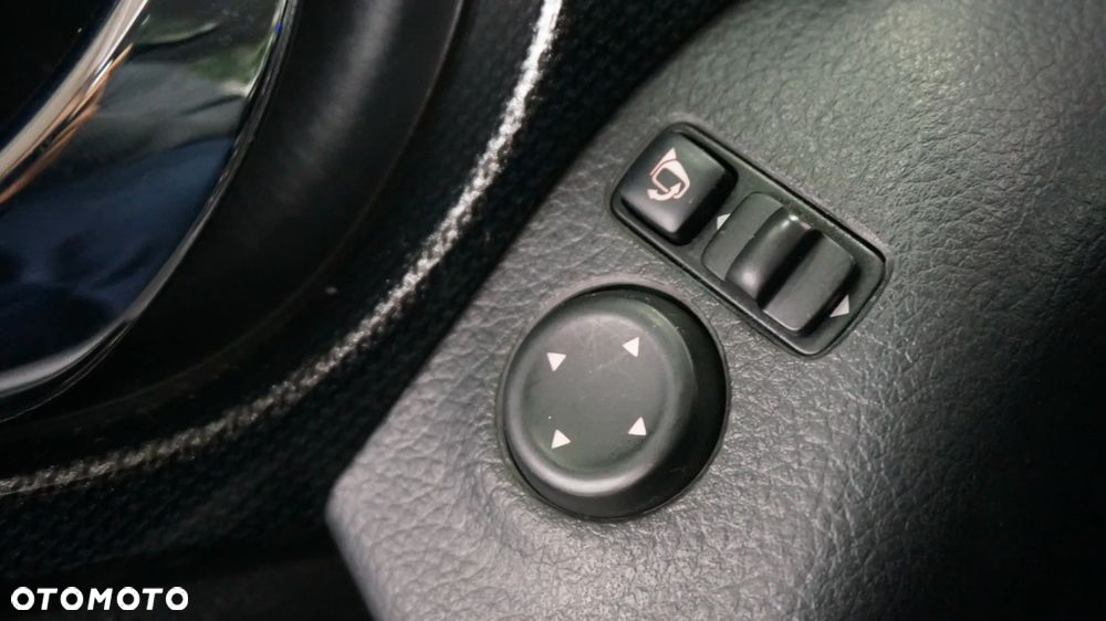 Nissan X-Trail 1.6 DCi Tekna 2WD Xtronic - 33