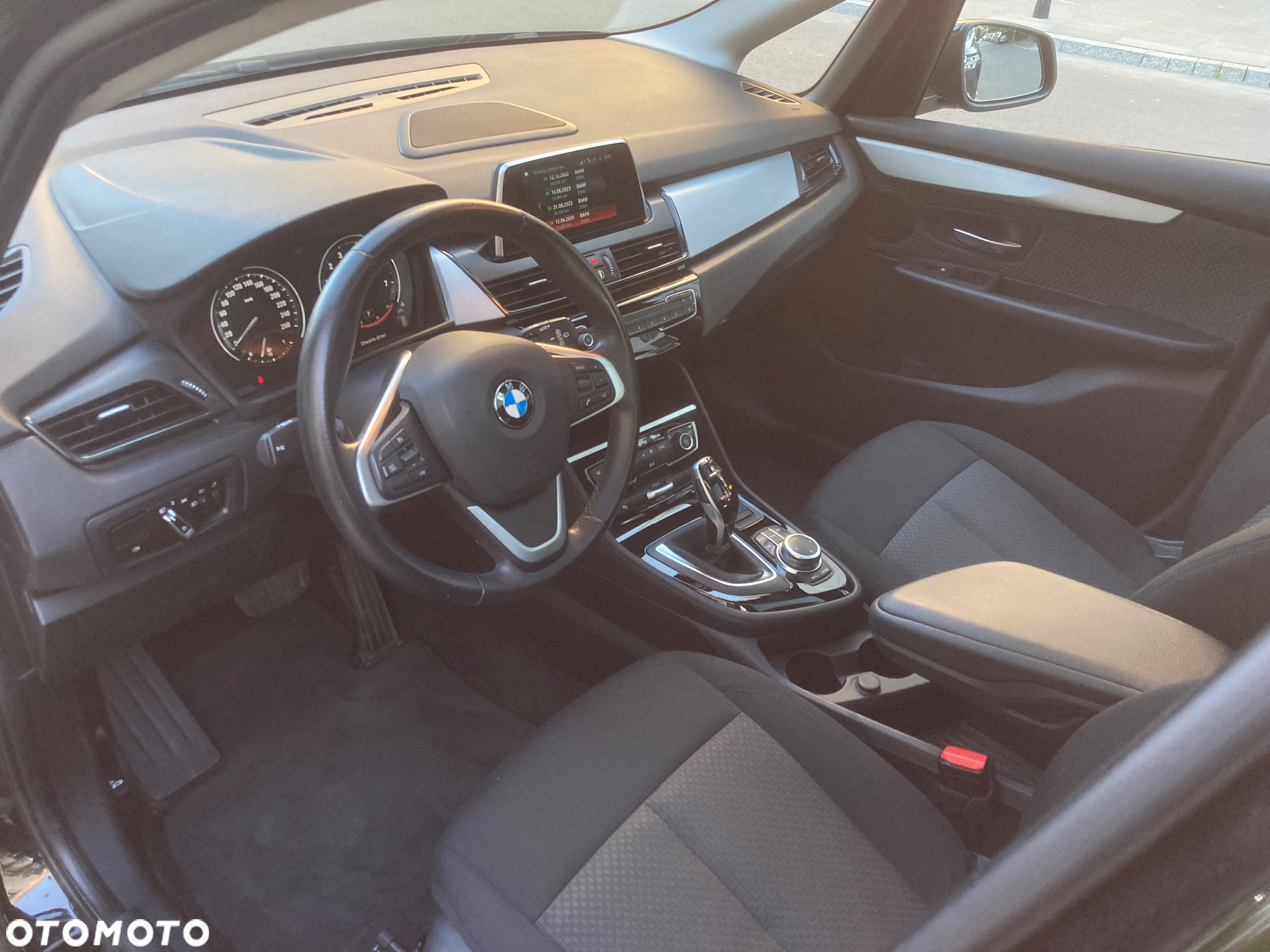 BMW Seria 2 218i Advantage - 7