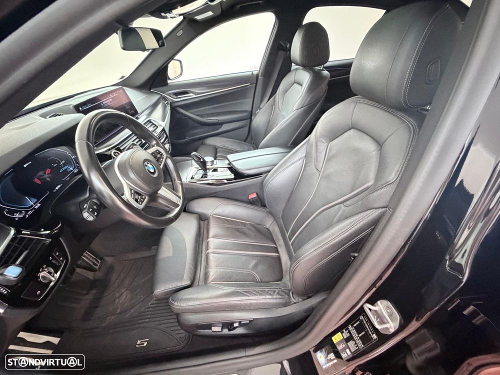 BMW 530 e Pack M - 17