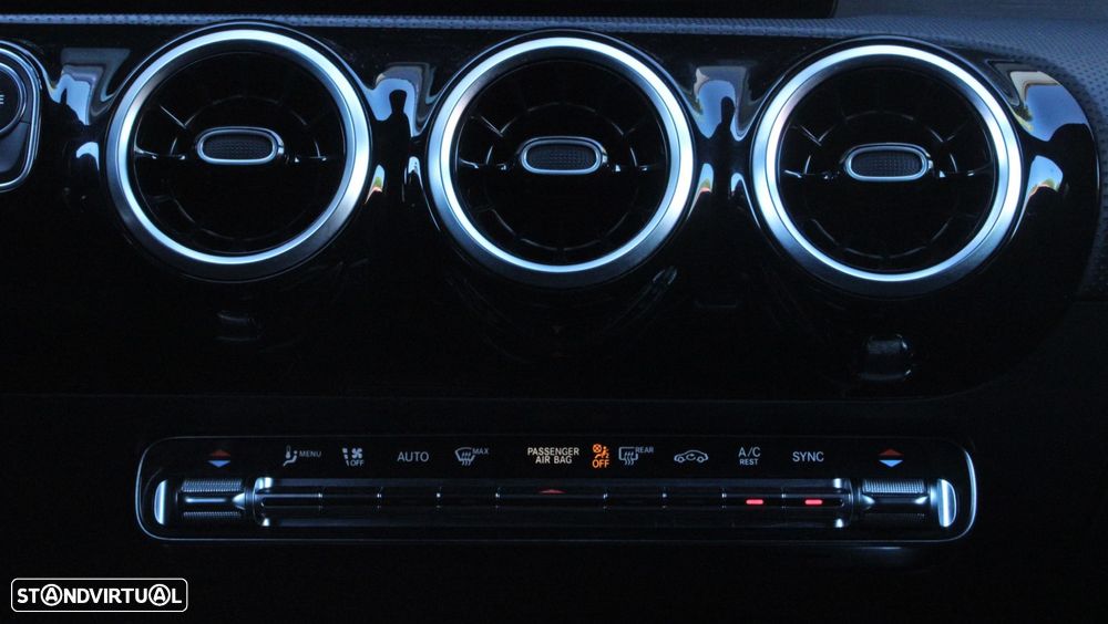 Mercedes-Benz CLA 180 - 15