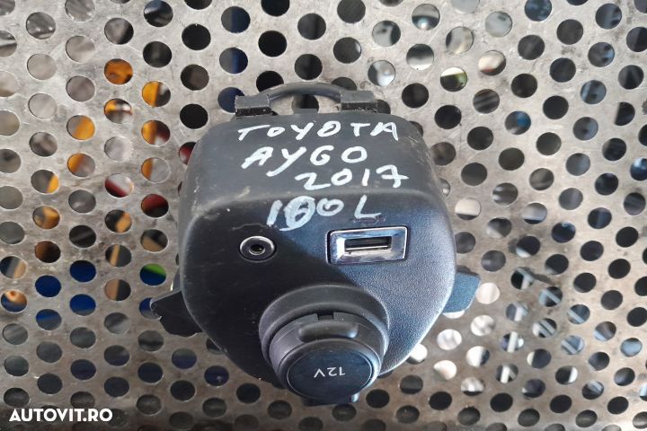 Priza bricheta 55477-0H010 55477-0H010 Toyota Aygo 2 [2014 - 2020] Ha - 2