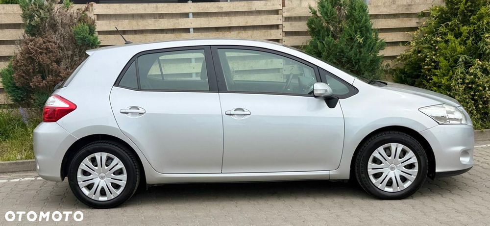 Toyota Auris 1.33 VVT-i Terra Start - 10
