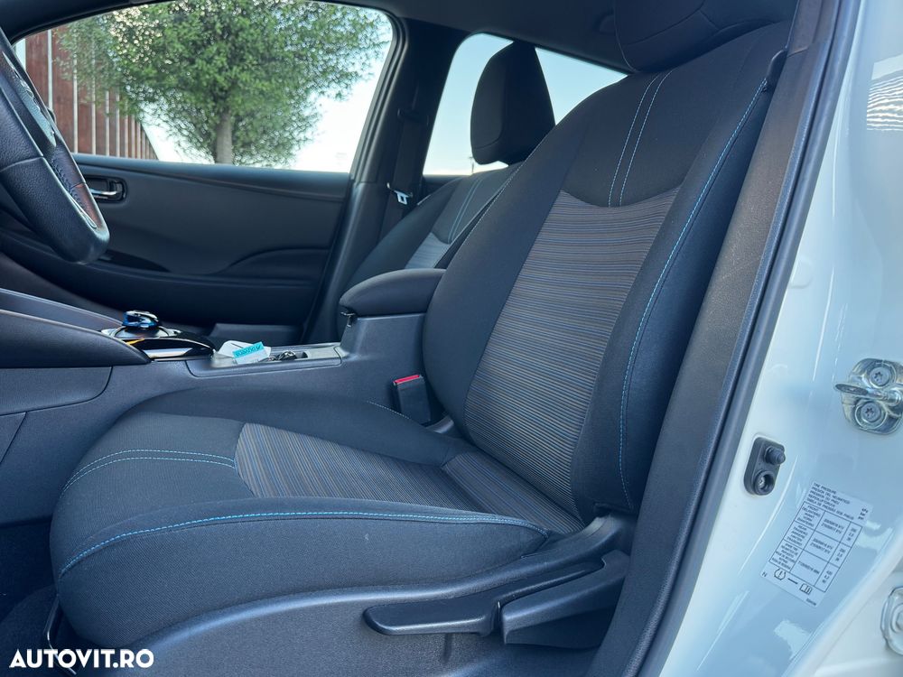 Nissan LEAF 62 kWh e+ N-Connecta - 15