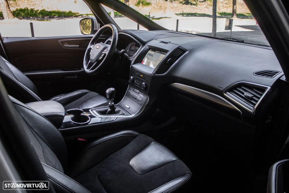 Ford S-Max 2.0 TDCi ST-Line - 29