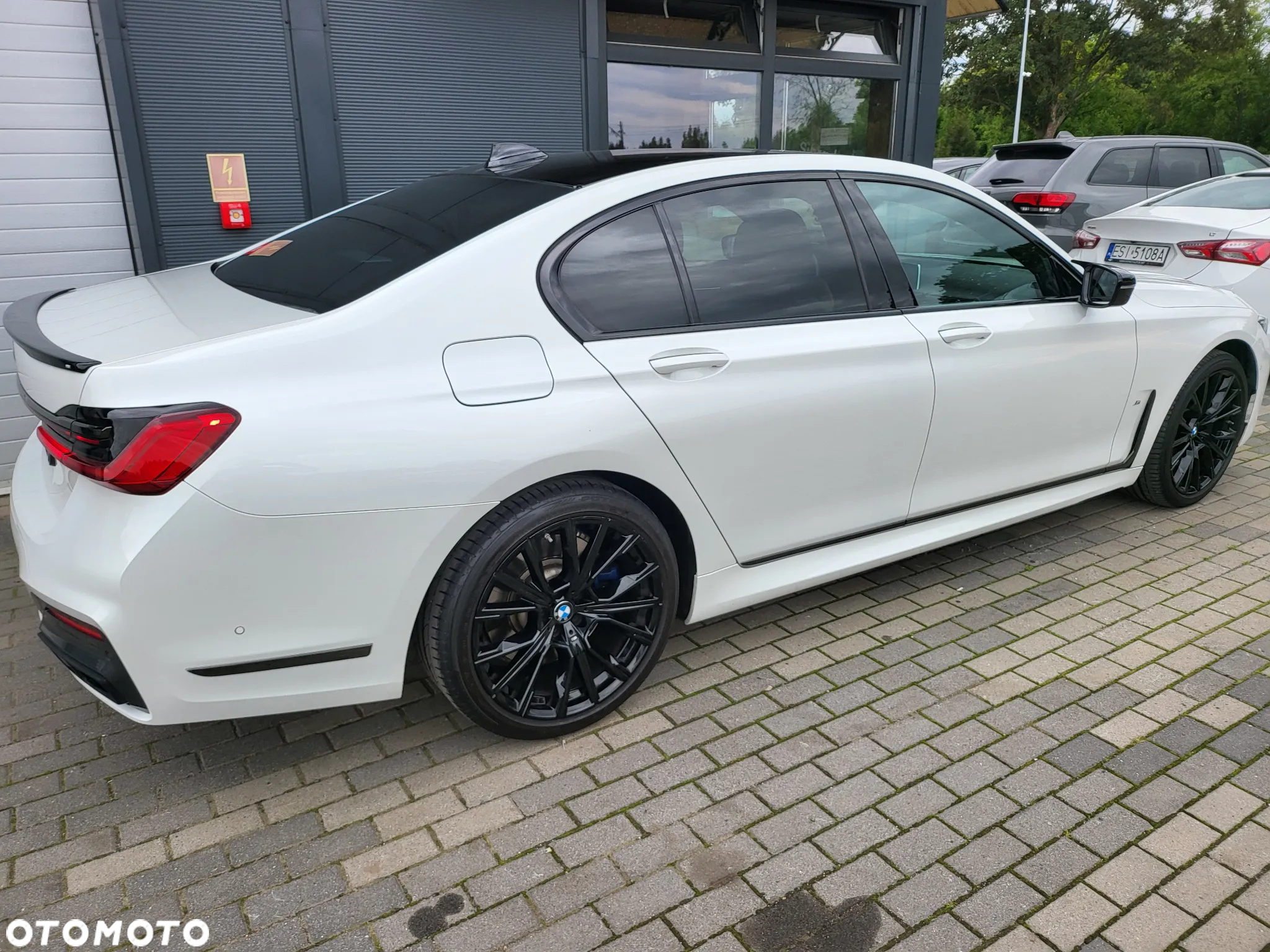 BMW Seria 7 730d xDrive sport - 6