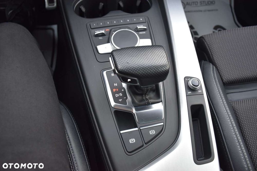 Audi A4 Avant 2.0 TDI S tronic quattro sport - 25
