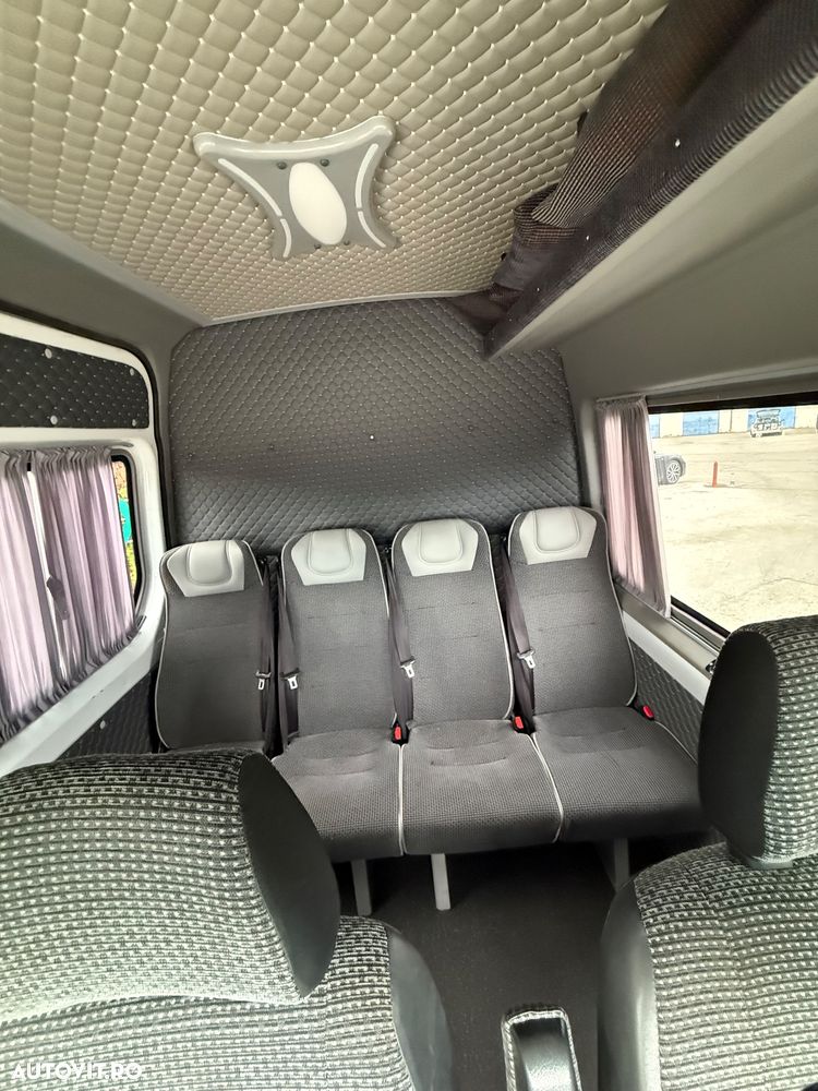Mercedes-Benz Sprinter 6+1 locuri - 17