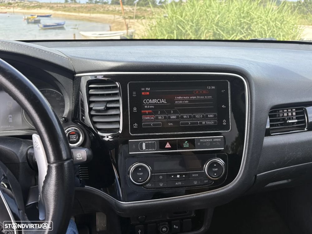 Mitsubishi Outlander 2.0 Kaiteki CVT - 4