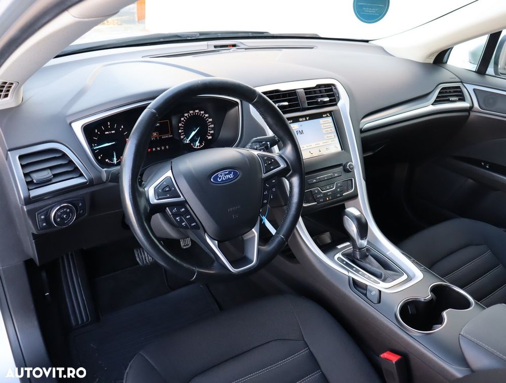 Ford Mondeo 2.0 TDCi Powershift Trend - 8