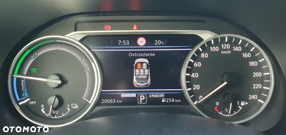 Nissan Juke 1.6 Hybrid Shiro AMT - 17