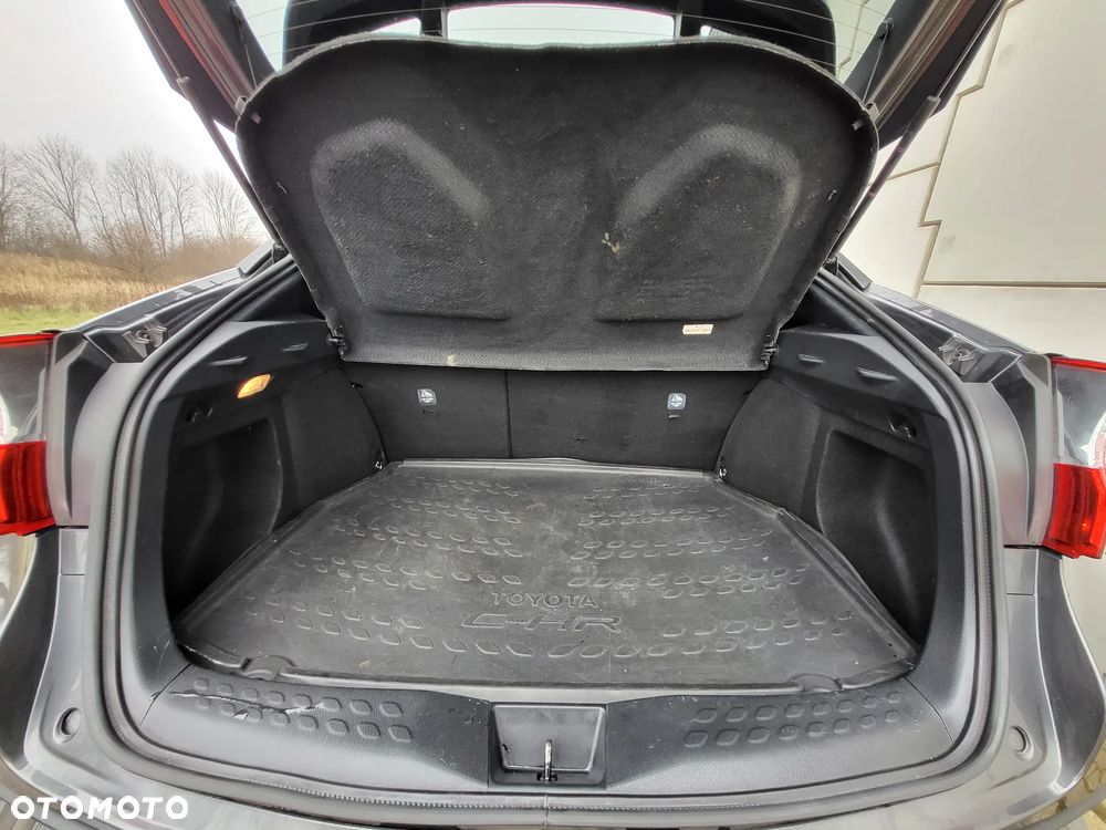 Toyota C-HR - 23