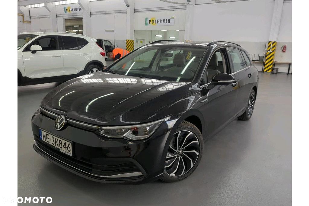 Volkswagen Golf - 1