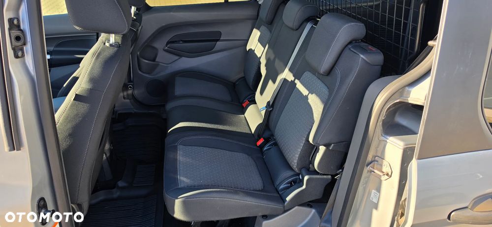 Ford Transit Connect - 9