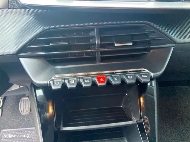 Peugeot 208 1.2 PureTech Like - 17