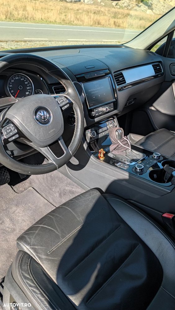 Volkswagen Touareg 3.0 V6 TDI BMT - 14