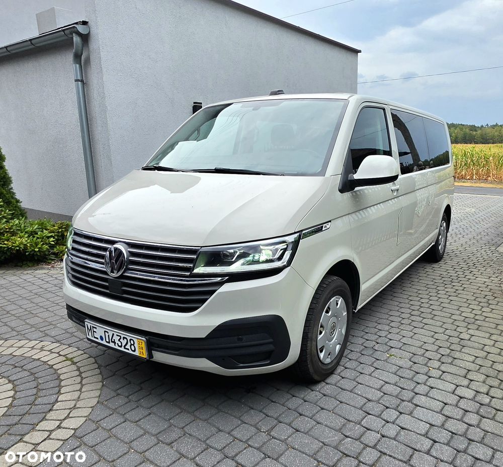Volkswagen Caravelle - 1