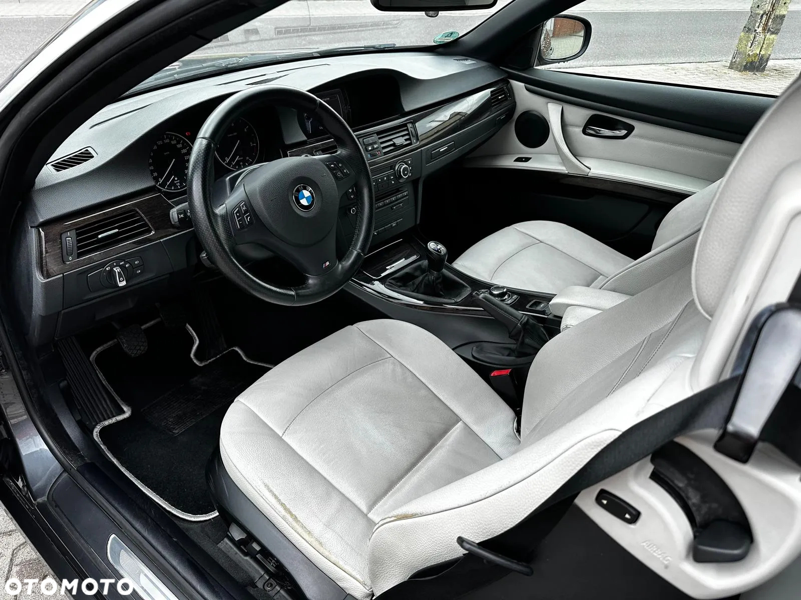 BMW Seria 3 320d DPF Cabrio Edition Exclusive - 13