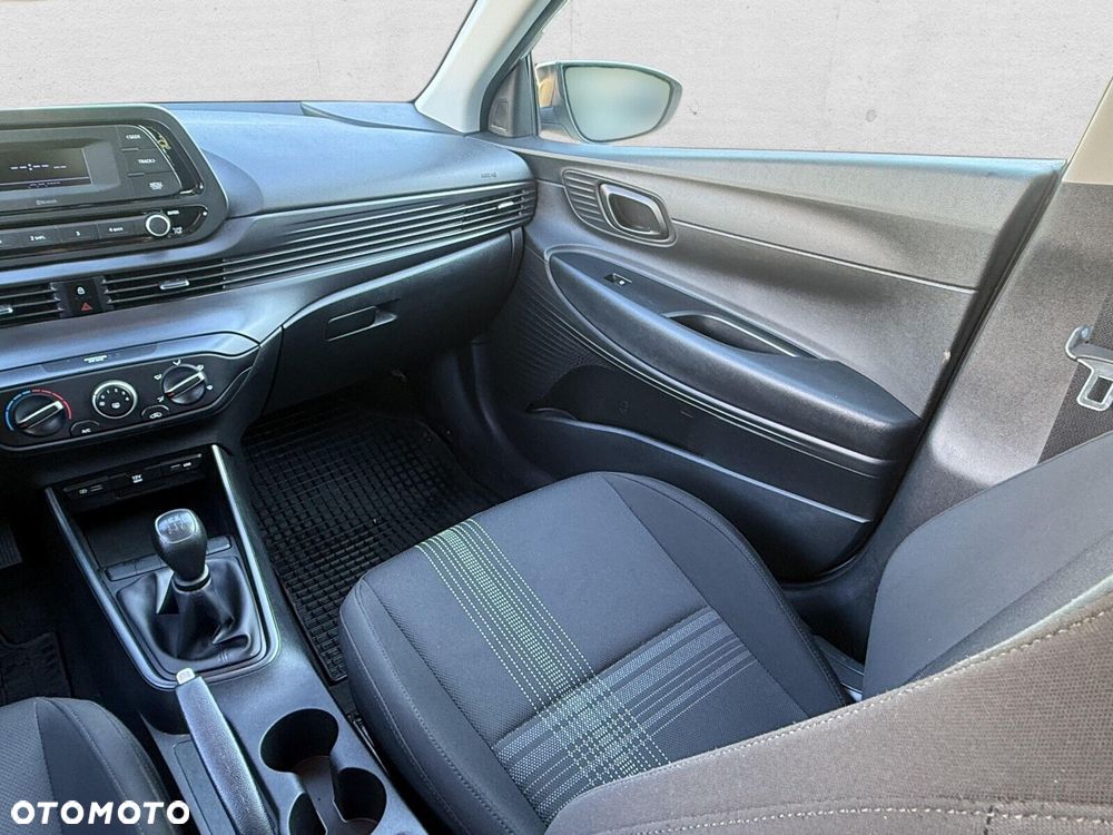 Hyundai i20 - 15