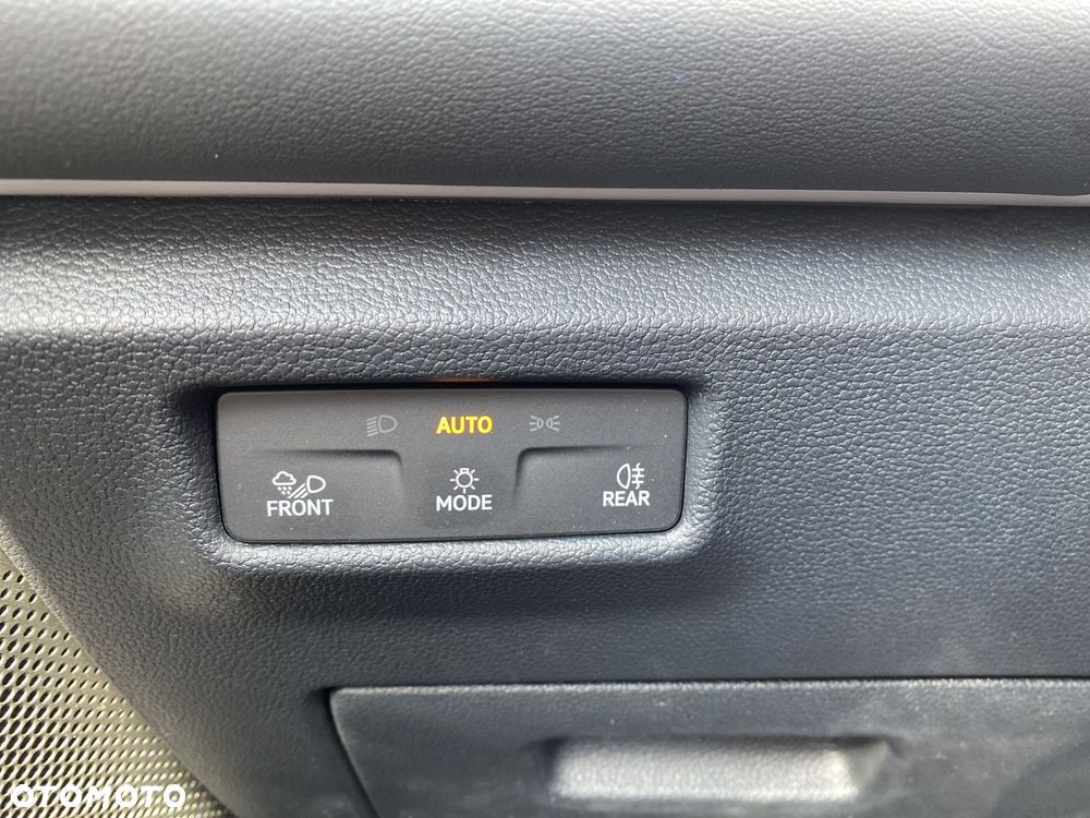 Volkswagen Tiguan - 23