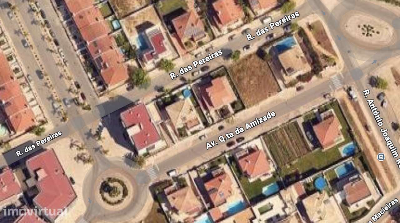 Terreno com projeto para moradia na Quinta da Amizade - Grande imagem: 3/4