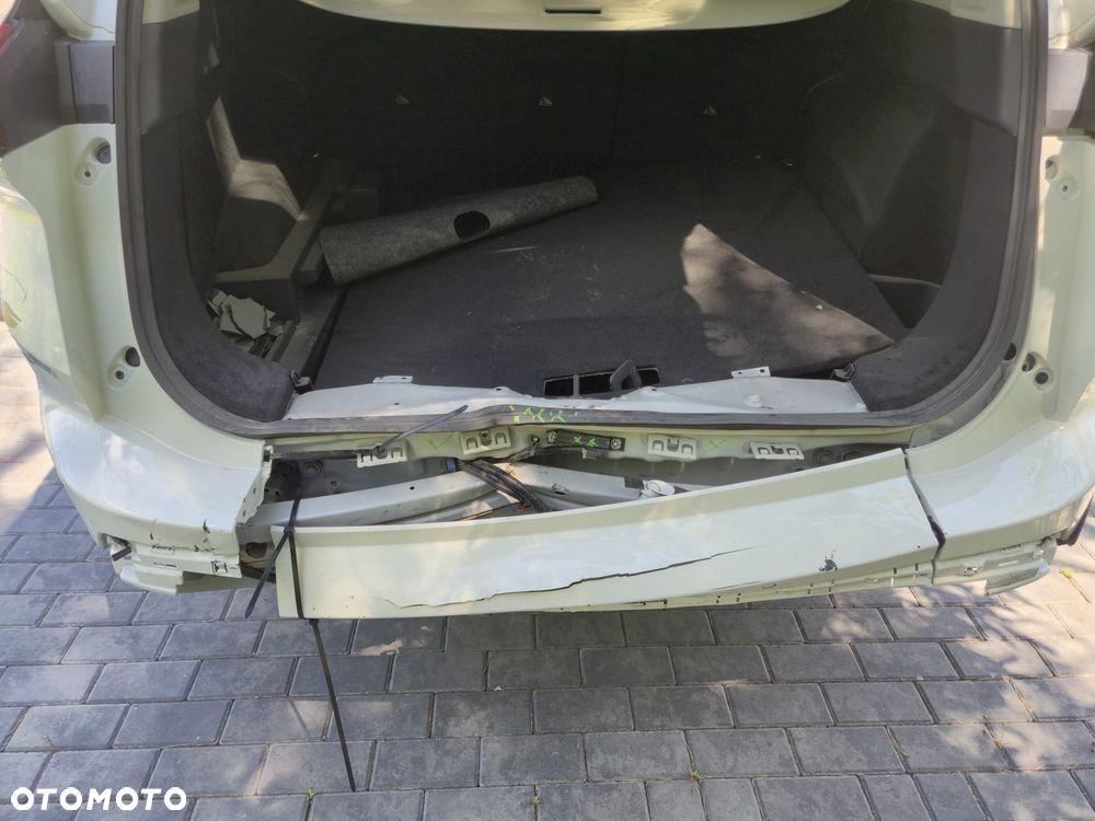 Nissan Rogue - 9