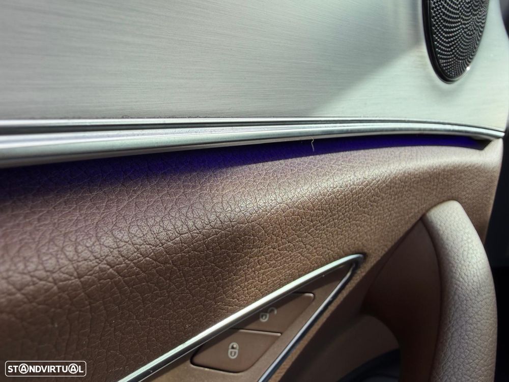 Mercedes-Benz E 300 de Avantgarde - 13