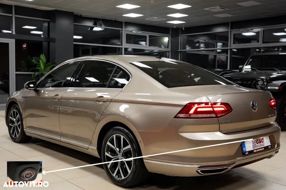 Volkswagen Passat 2.0 TDI SCR (BlueMotion Tech) 4Motion D Highline - 5