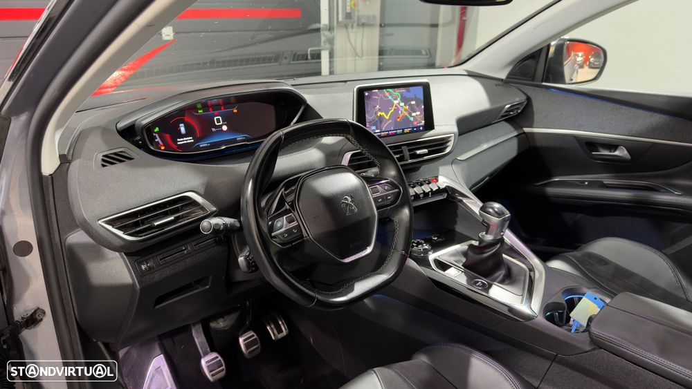 Peugeot 3008 PureTech 130 Stop & Start GPF Crossway - 14