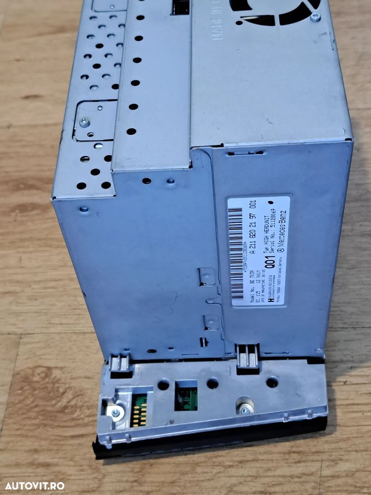 Navigatie Radio CD Originala Mercedes-Benz varianta NonFacelift E-Class W211 / CLS W219, Unitate Audio Harman Becker BE 7039 High Headunit, Cod OEM A2118202197, Model Q01 - 5