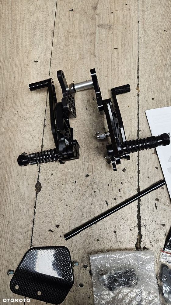 Regulowany zestaw podnóżków AS31GT Gilles Tooling Kawasaki Ninja ZX-10R - 10