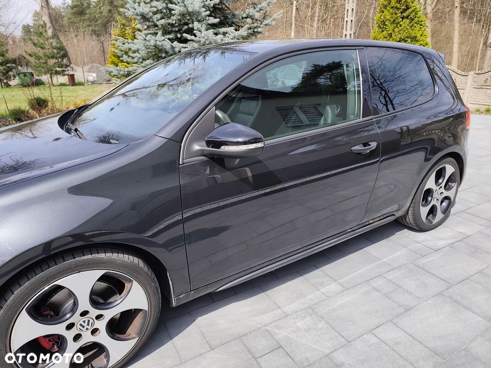 Volkswagen Golf 2.0 GTI - 7