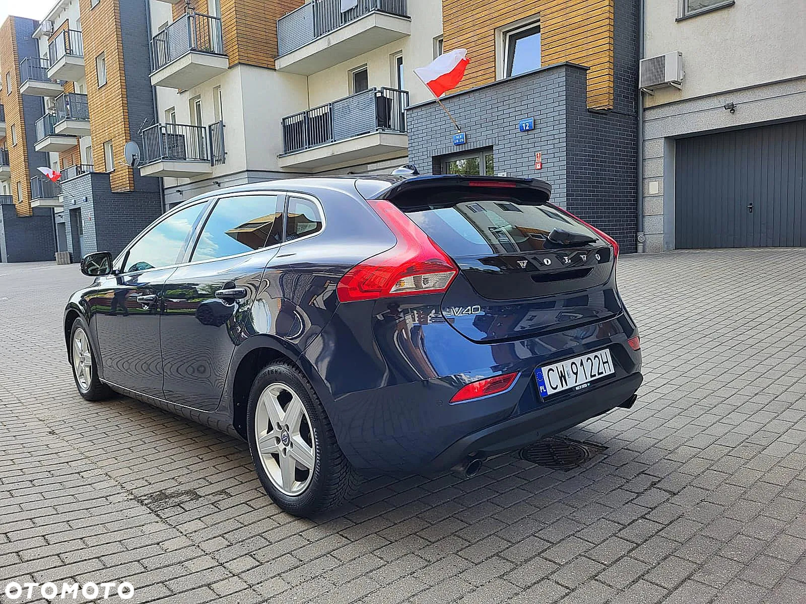 Volvo V40 T3 Momentum - 10