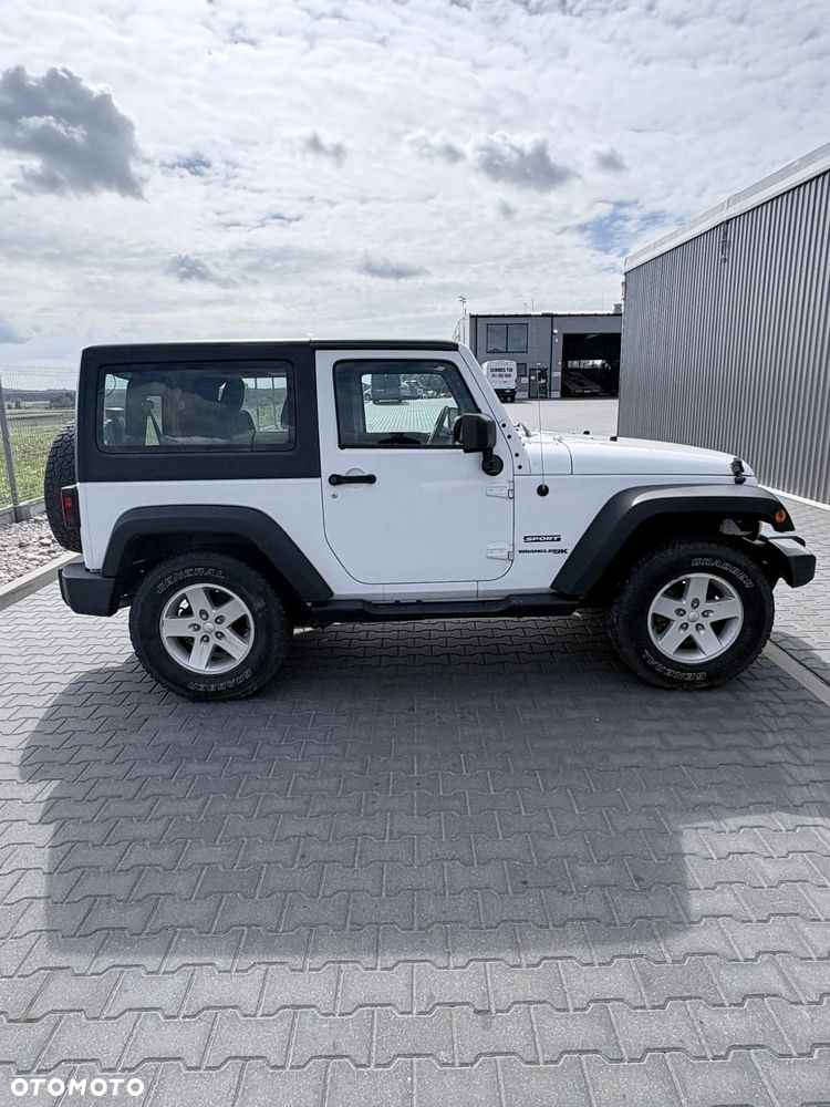 Jeep Wrangler - 7
