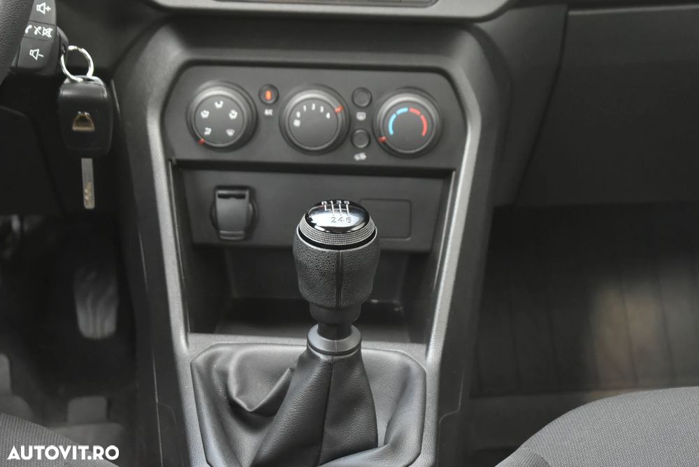 Dacia Logan TCe 90 MT5 Comfort - 18