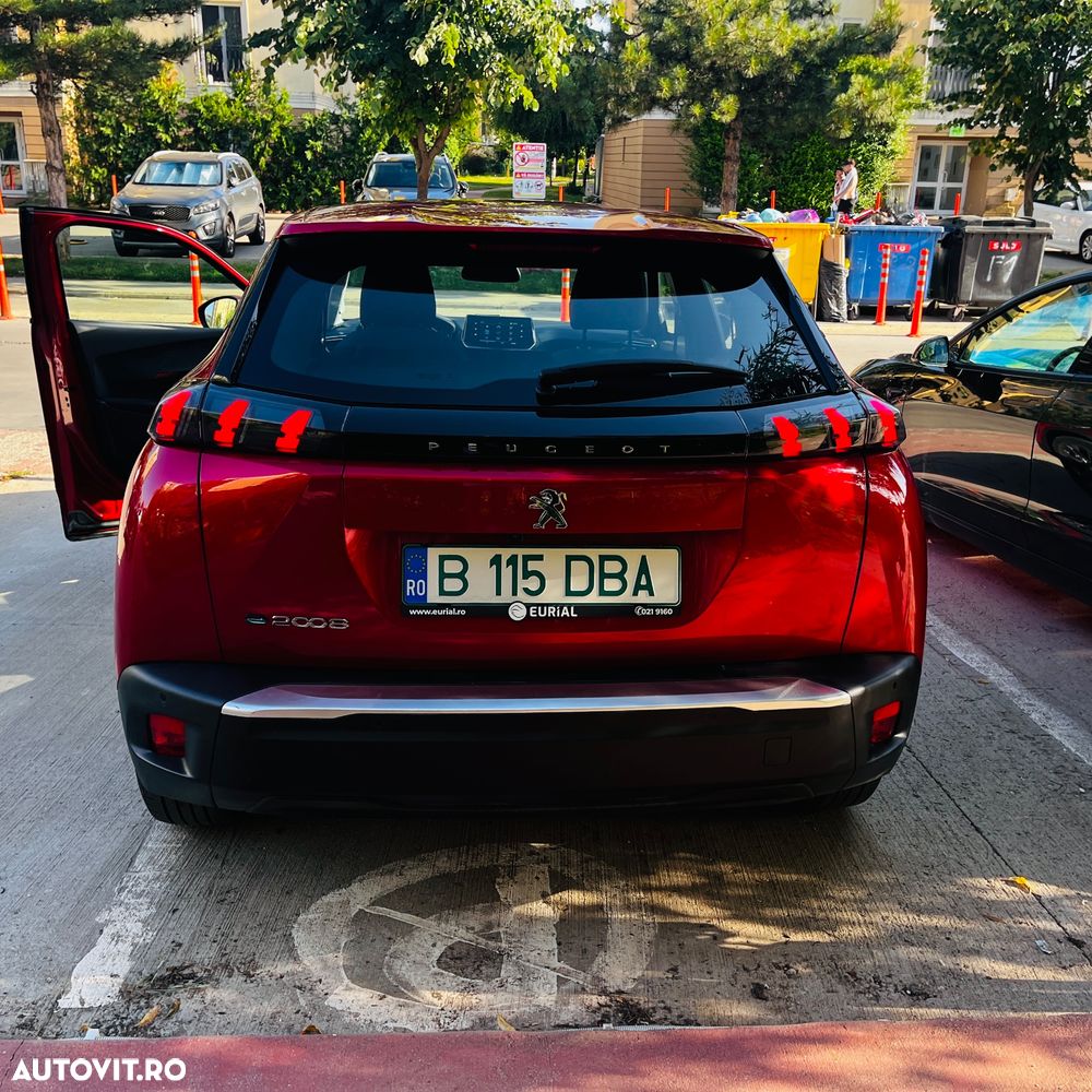 Peugeot 2008 50 kWh Allure - 9