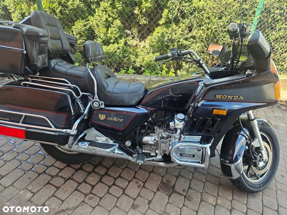 Honda GL - 28