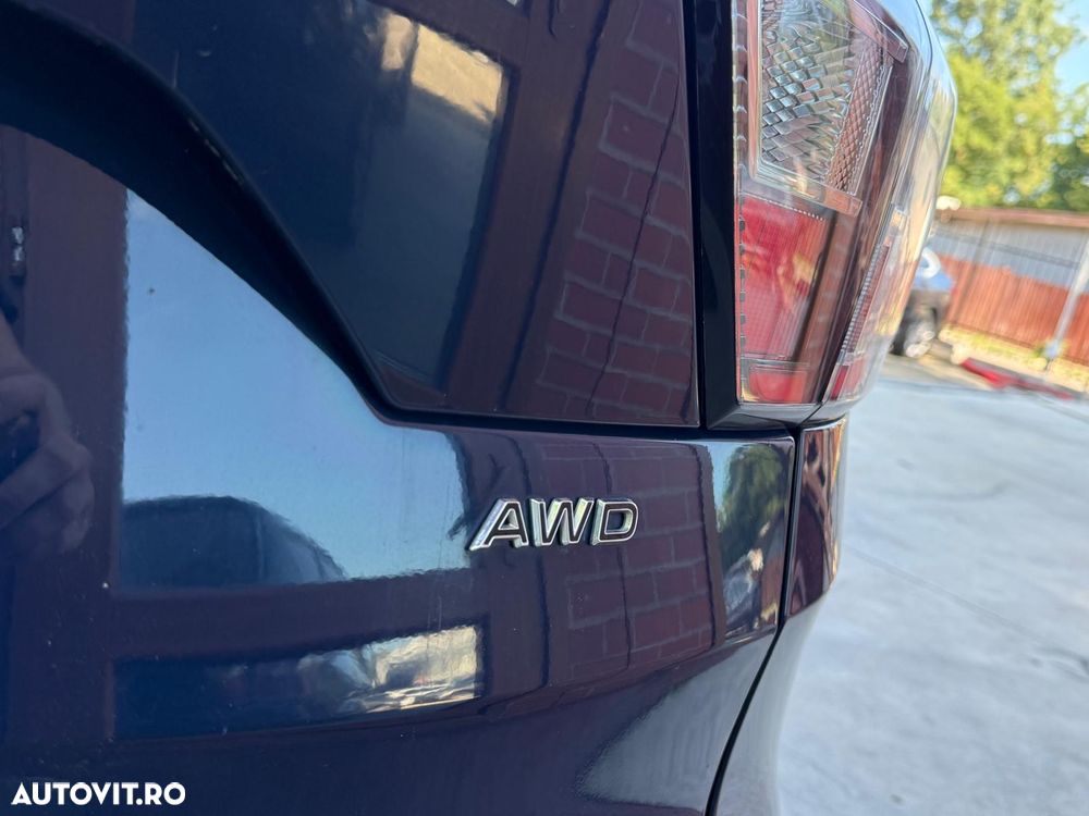 Ford Kuga - 32