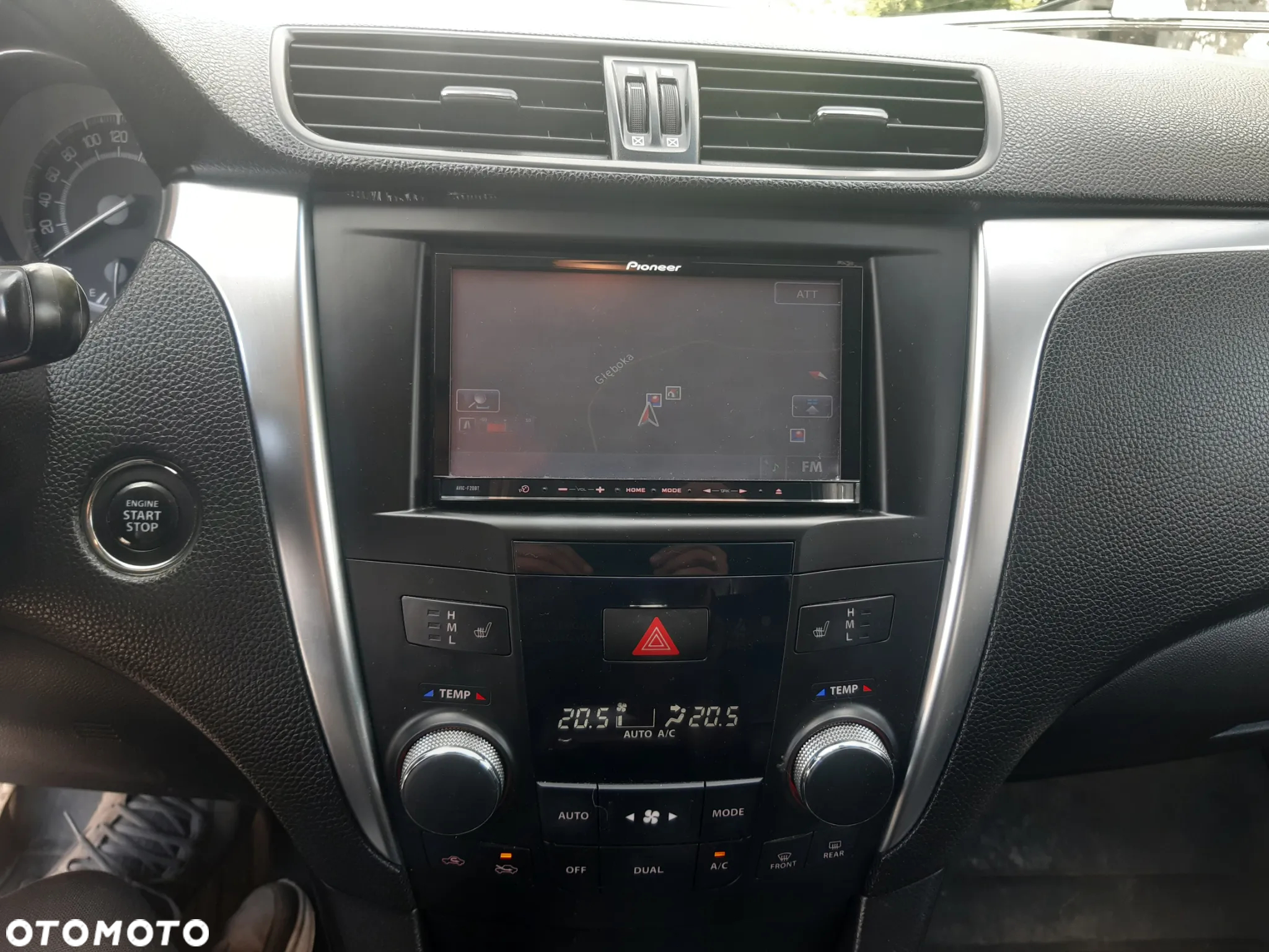Suzuki Kizashi 2.4 Sport 4WD CVT - 8