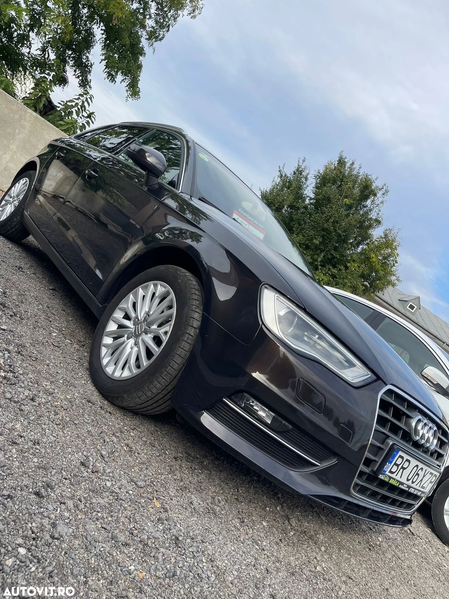 Audi A3 1.6 TDI Sportback S tronic Ambition - 1