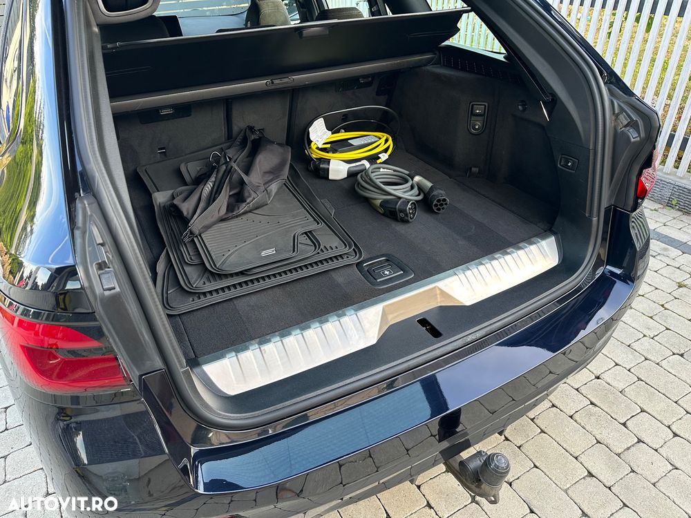 BMW Seria 5 530e Aut. M Sport Edition - 8