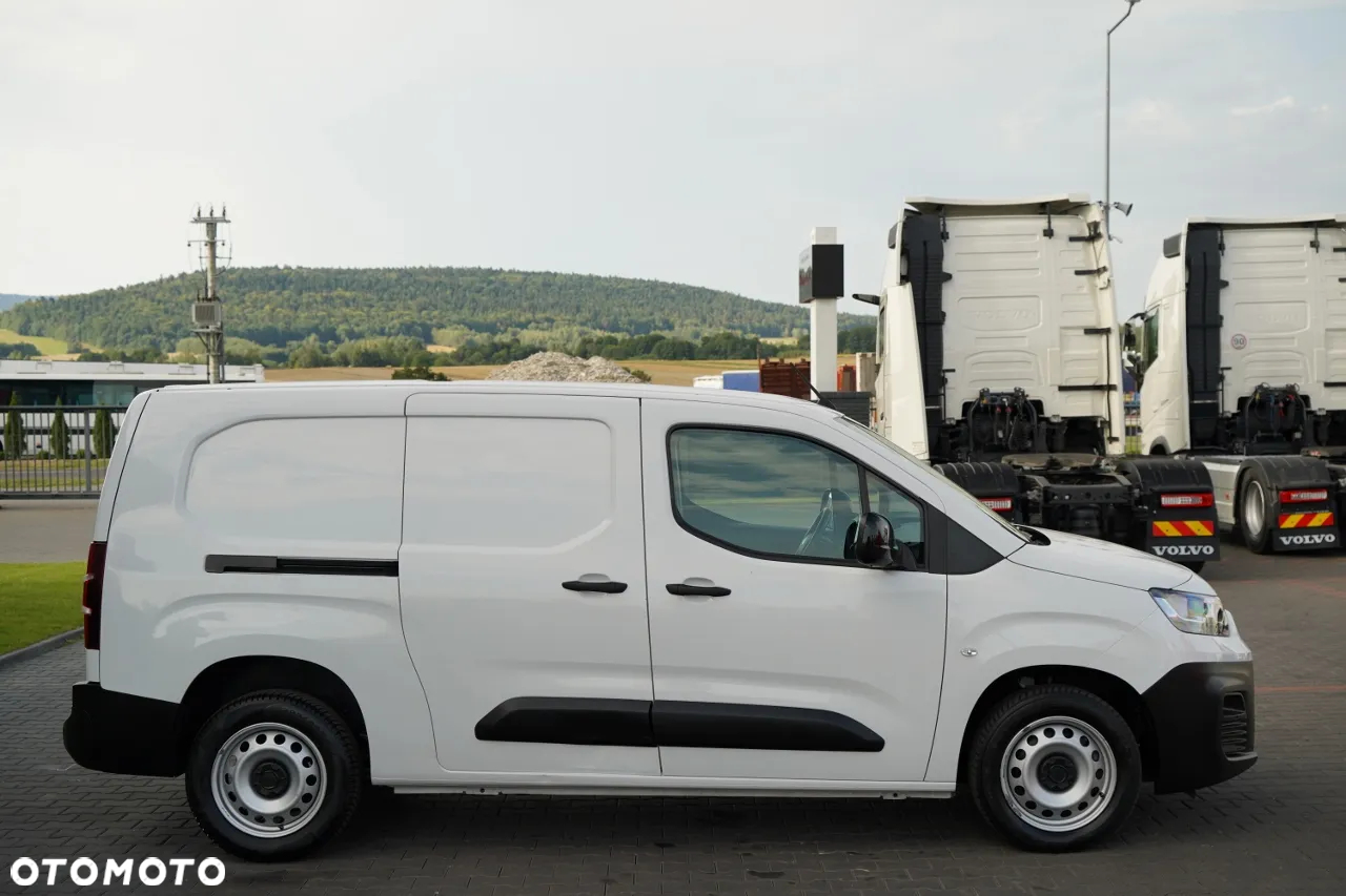 Fiat DOBLO  / FURGON / BLASZAK / 2023 R  / SPROWADZONY - 8